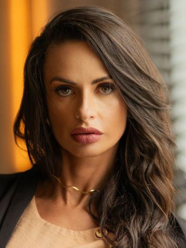 Resiliência Empresarial e Adaptação Estratégica